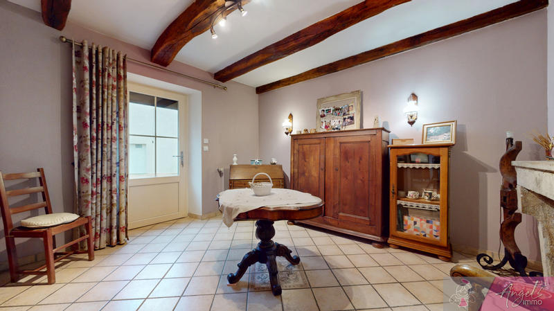 Maison - 253 m² - 10 pièces