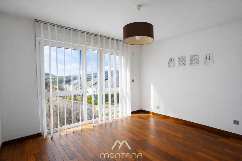 Maison contemporaine - 156 m² - 6 pièces