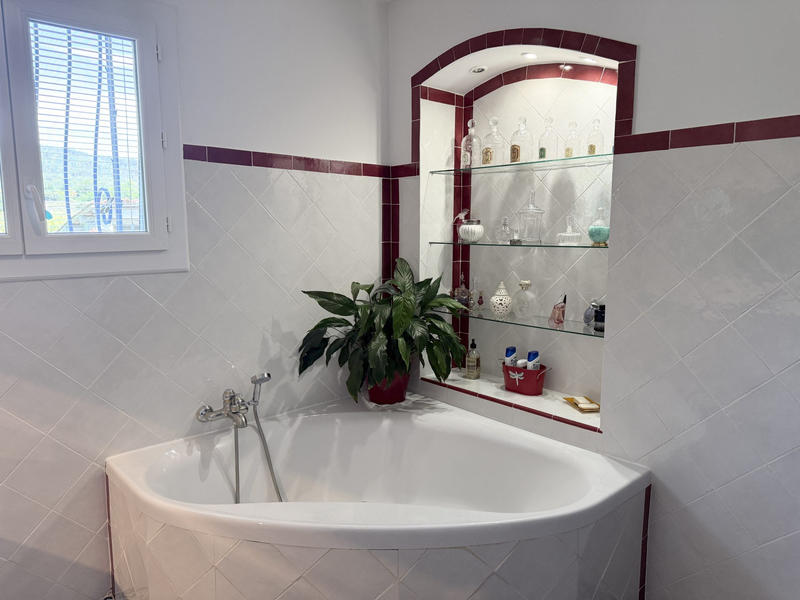 Maison - 174 m² - 5 pièces