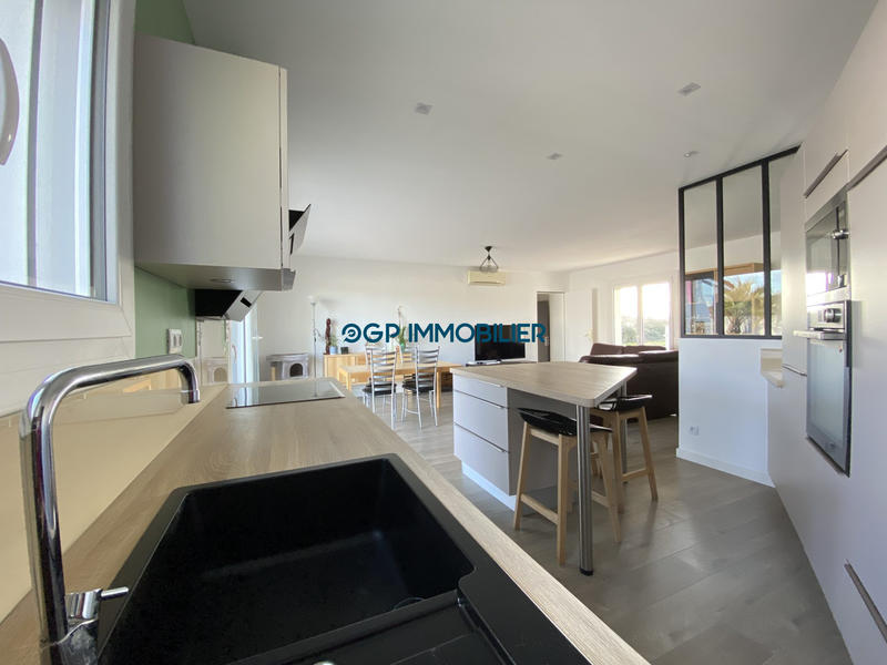 Villa - 180 m² - 6 pièces