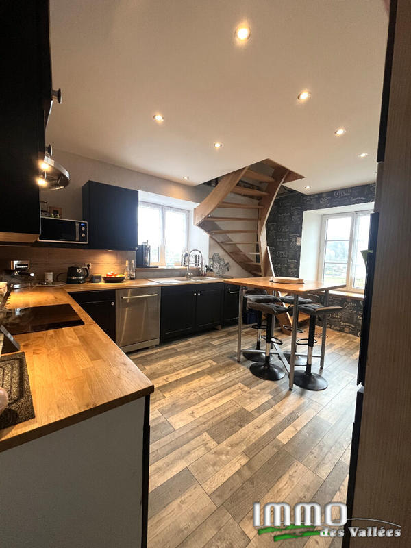 Appartement - 89 m² - 4 pièces