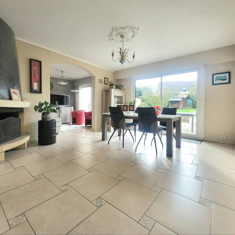 Maison - 120 m² - 6 pièces