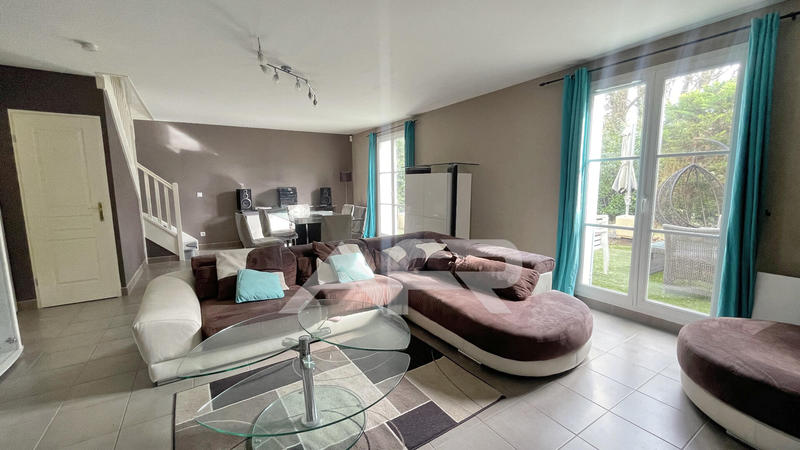 Maison - 130 m² - 6 pièces