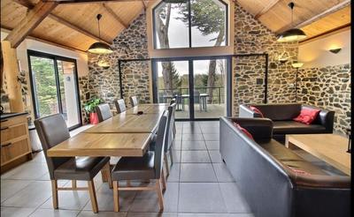 Maison - 101 m² - 5 pièces