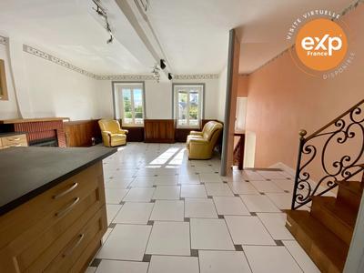 Maison traditionnelle - 155 m² - 8 pièces