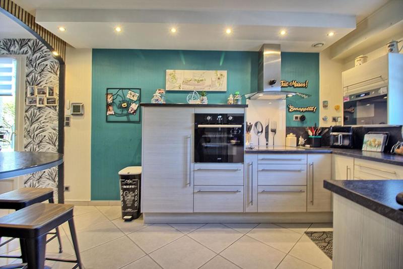 Maison - 120 m² - 6 pièces