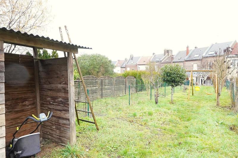 Maison - 96 m² - 4 pièces