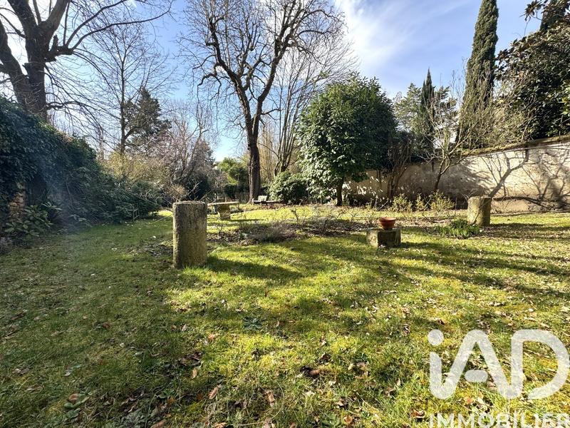 Maison - 352 m² - 10 pièces