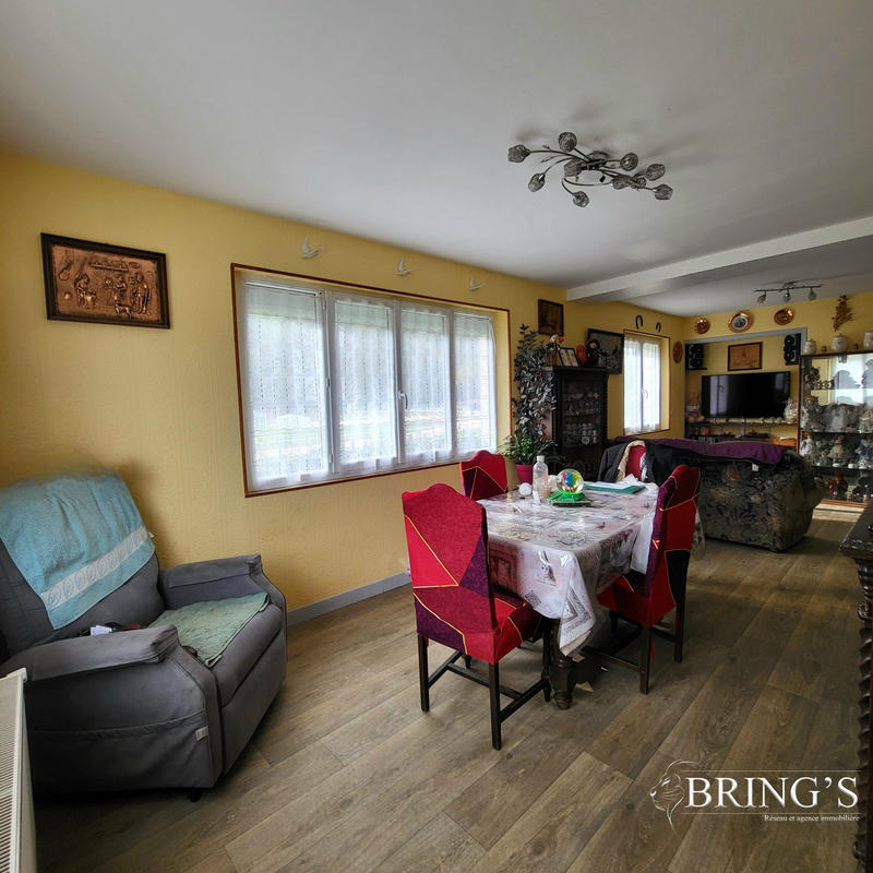 Maison - 75 m² - 5 pièces