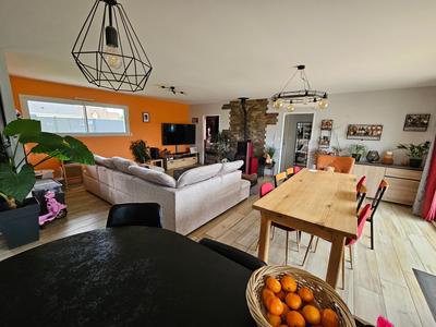 Maison - 122 m² - 5 pièces