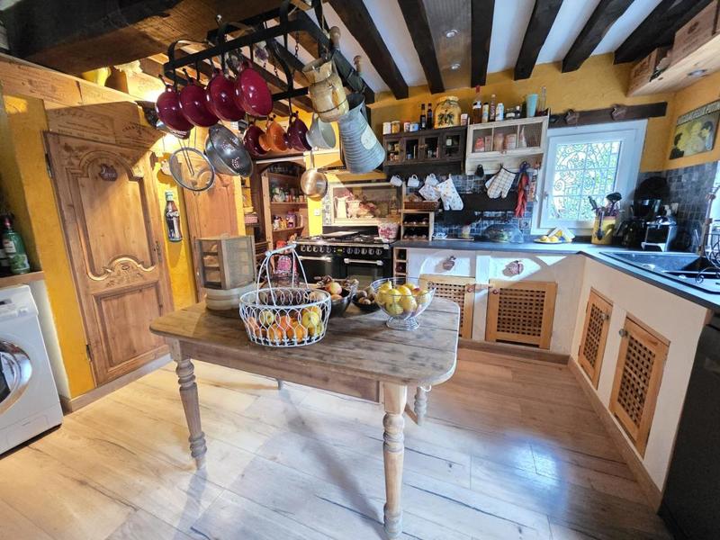 Maison ancienne - 148 m² - 8 pièces