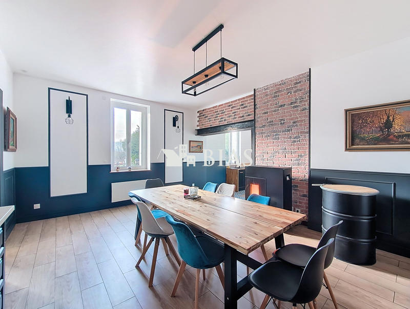 Maison - 142 m² - 5 pièces