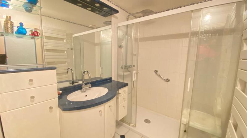 Maison - 186 m² - 7 pièces