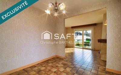 Maison - 64 m² - 5 pièces