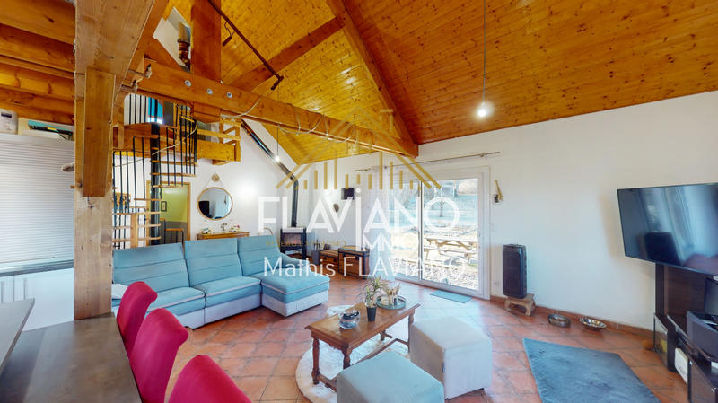 Maison - 165 m² - 6 pièces