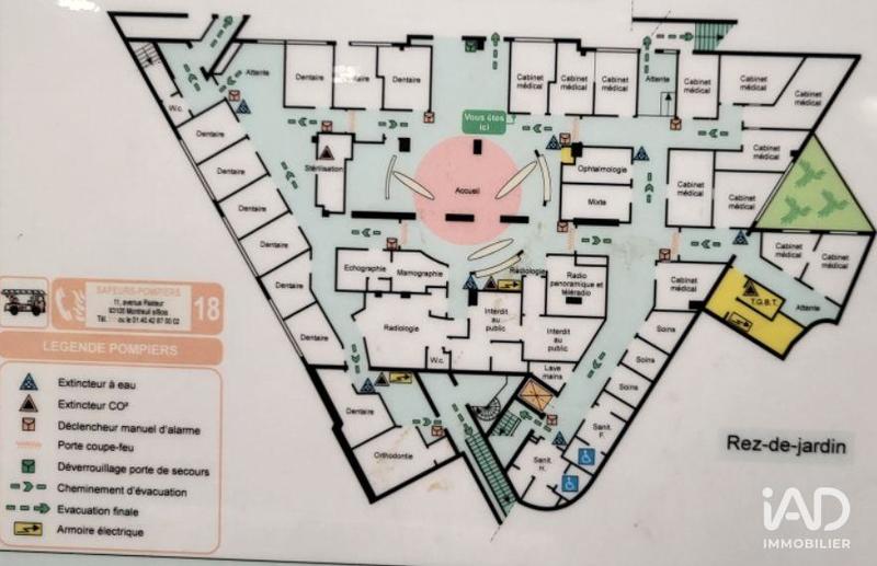 Local commercial - 875 m²