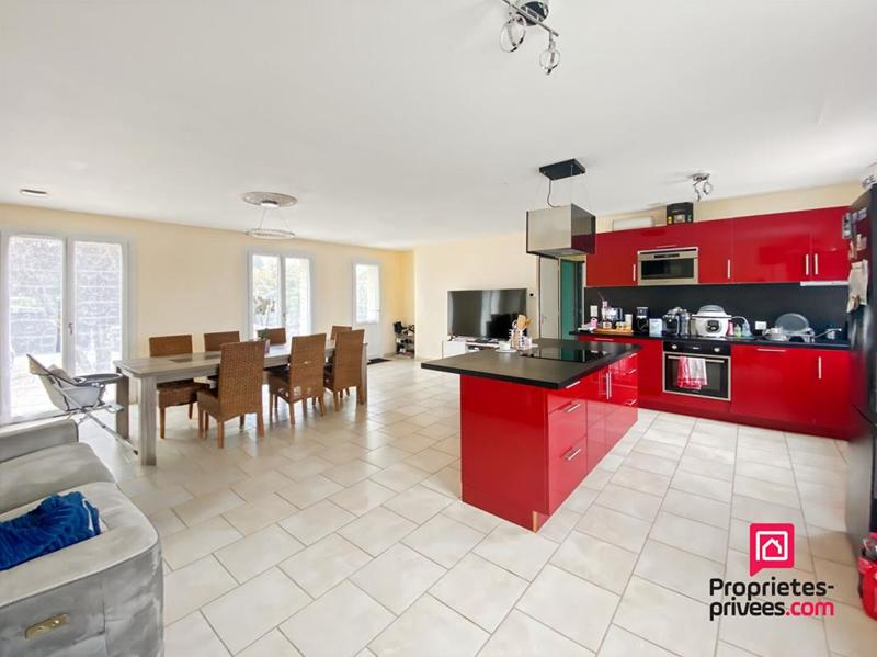 Maison - 135 m² - 6 pièces