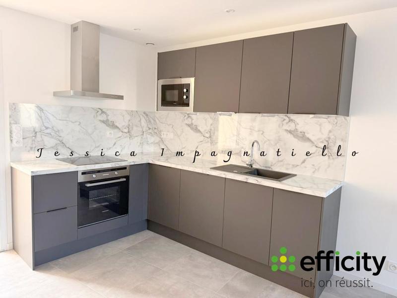 Appartement - 100 m² - 4 pièces