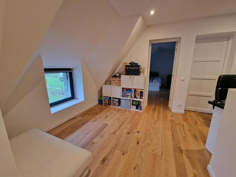 Chaumière - 134 m² - 4 pièces