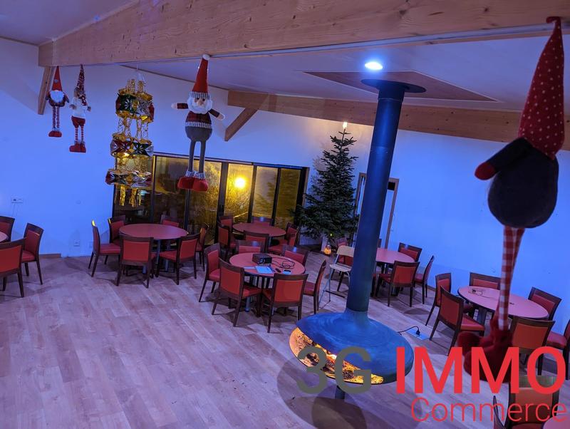 Local commercial - 900 m²