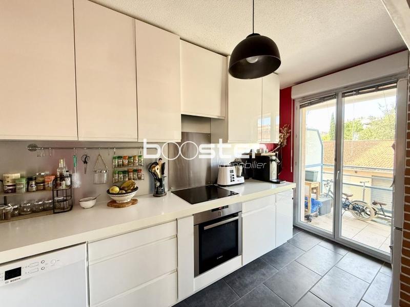 Appartement ancien - 67 m² - 3 pièces