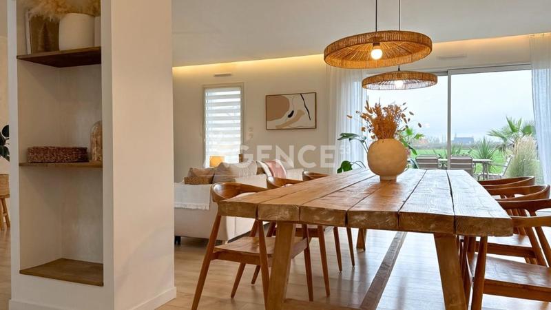 Maison - 136 m² - 5 pièces