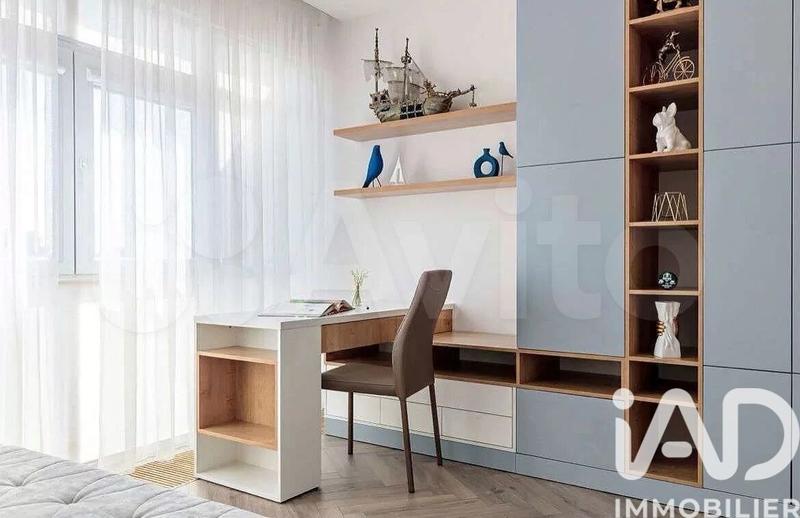 Appartement - 79 m² - 5 pièces