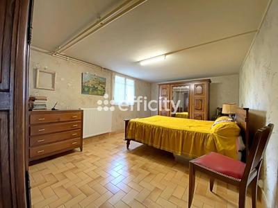 Pavillon - 110 m² - 5 pièces