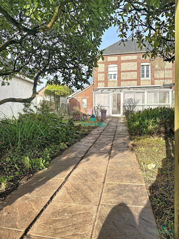 Maison - 82 m² - 4 pièces