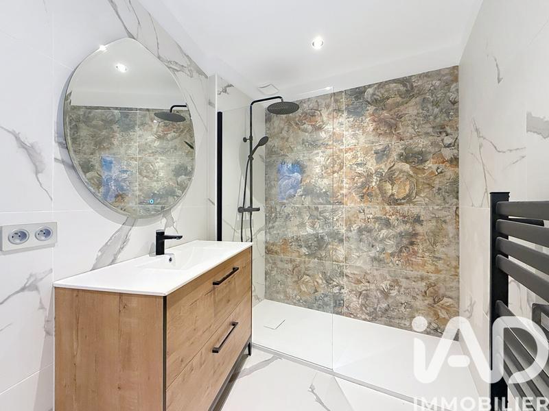 Appartement - 93 m² - 4 pièces