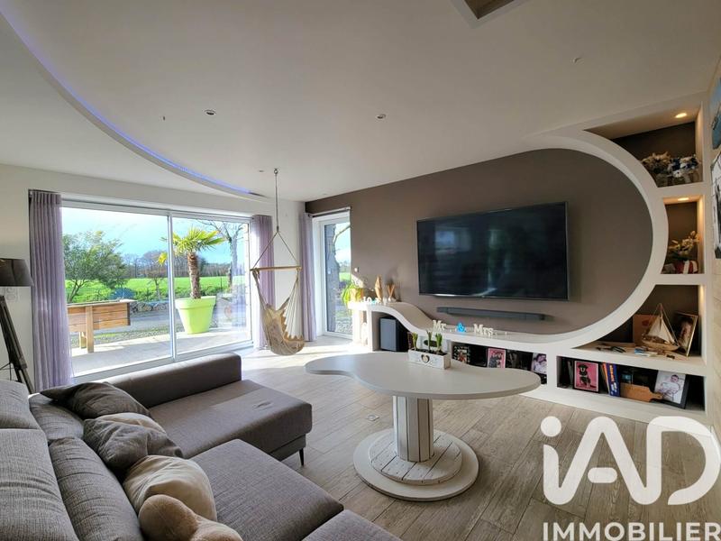 Maison - 167 m² - 6 pièces