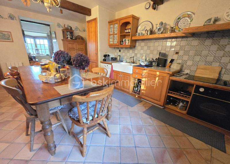 Longère - 182 m² - 6 pièces