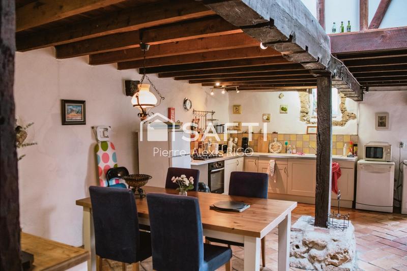 Maison - 314 m² - 11 pièces