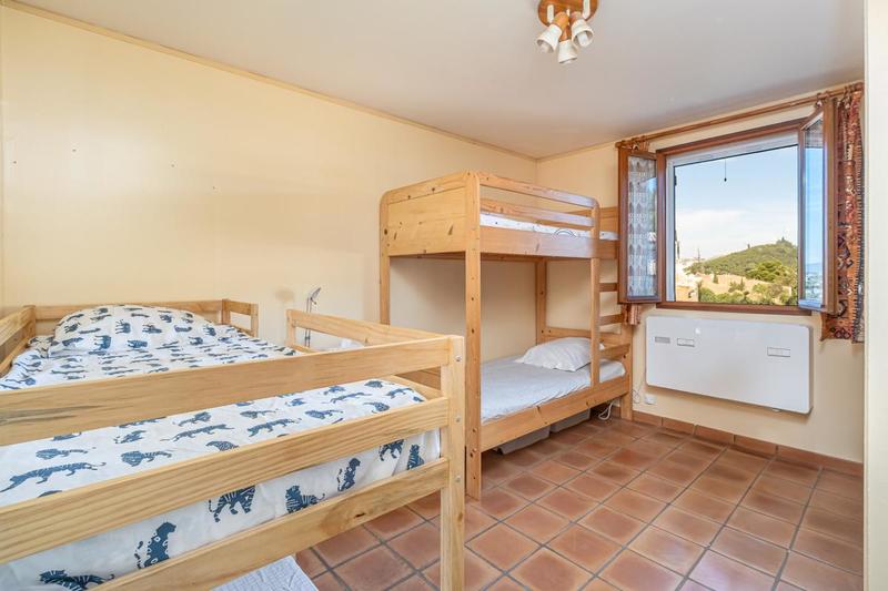 Maison - 248 m² - 8 pièces