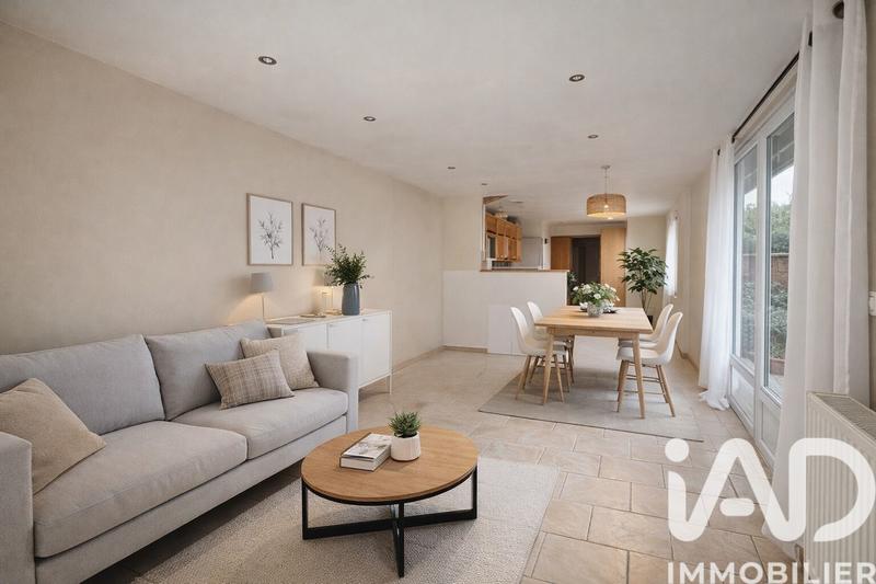 Maison - 100 m² - 5 pièces