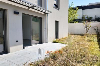 Appartement - 100 m² - 5 pièces