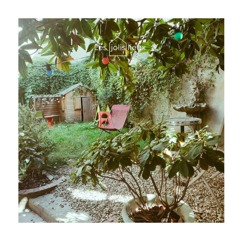 Demeure - 280 m² - 13 pièces