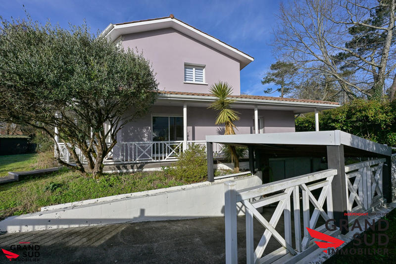 Maison - 168 m² - 6 pièces