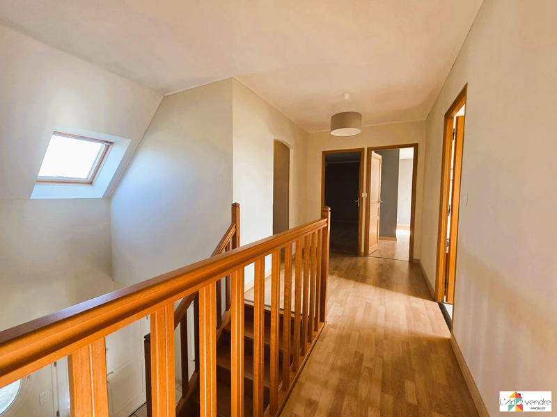 Maison - 171 m² - 7 pièces