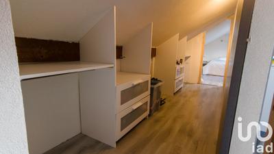 Maison - 99 m² - 5 pièces