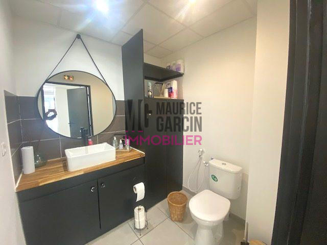 Local d'activités - 70 m²