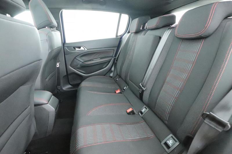 Peugeot 308 1.5 Blue-HDi Gt Line Eat8 130 ch