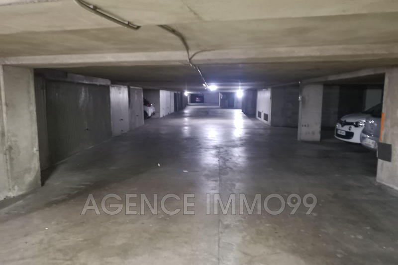 Parking / Garage - 13 m²