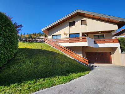 Maison - 182 m² - 5 pièces