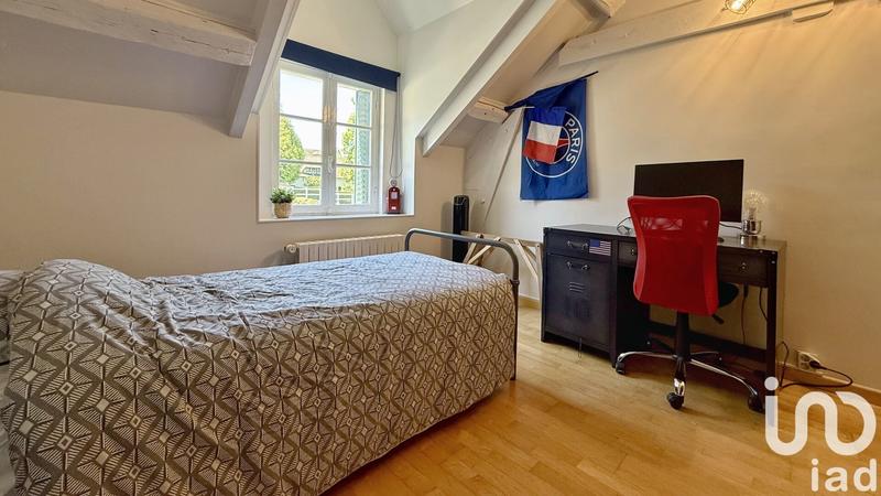 Maison - 196 m² - 7 pièces