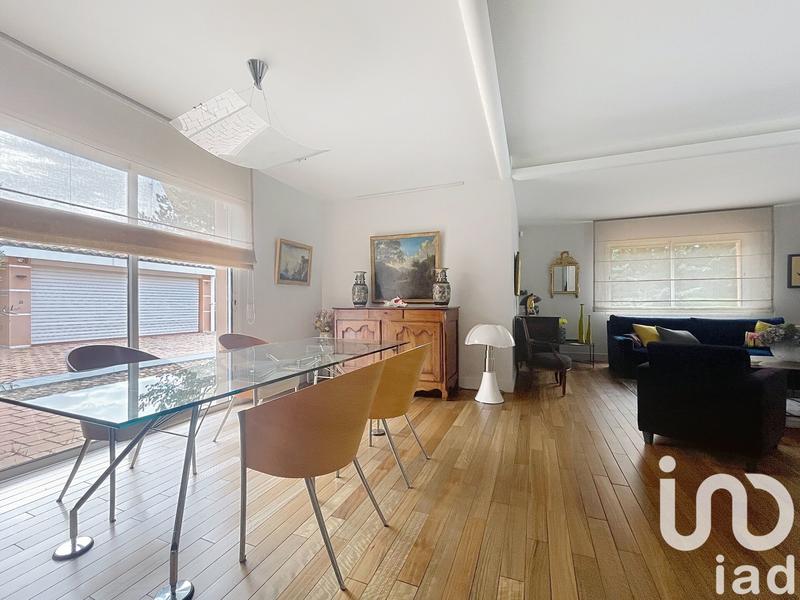 Maison - 218 m² - 6 pièces