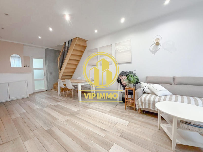 Maison - 90 m² - 4 pièces