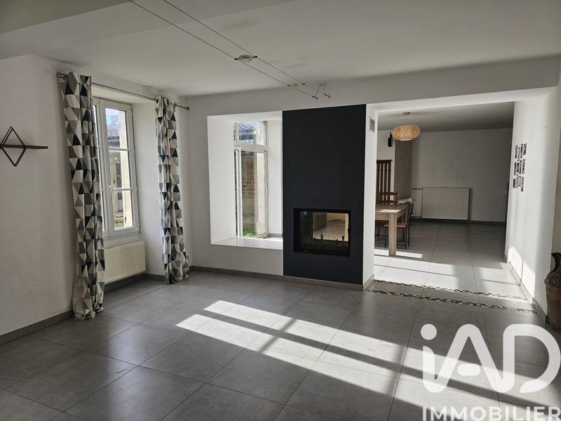 Maison - 314 m² - 12 pièces