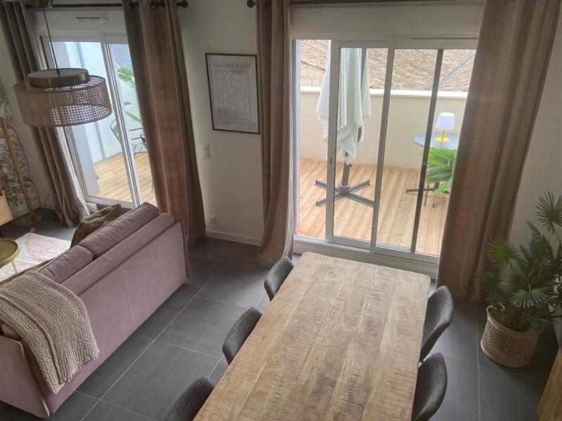 Appartement - 80 m² - 3 pièces