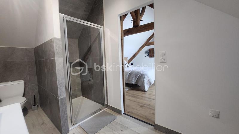 Propriété - 236 m² - 9 pièces